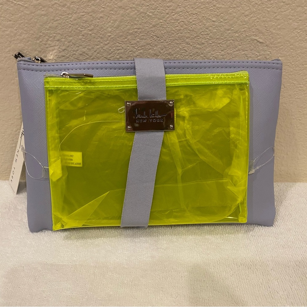 Nicole Miller Duo Travel Toiletry Set